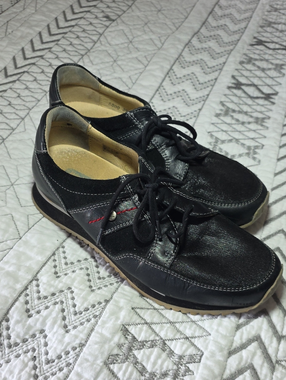 Wolky Black Leather Casual Lace-Up Flats